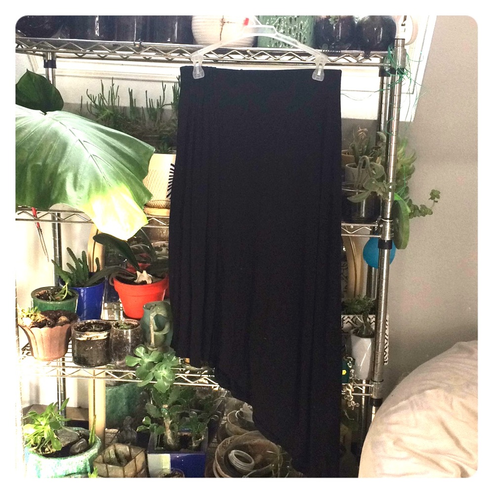 asymmetrical boho flowy skirt π - Picture 2 of 4